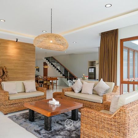 Asmaya Hill View Villa 7 Bedrooms With A Private Swimming Pool Bandung Zewnętrze zdjęcie